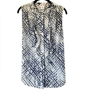 CAbi Sleeveless Top Size Medium in Perfect Condition